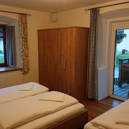 Sölle Homes - Alte Schule Apartment Rattendorf